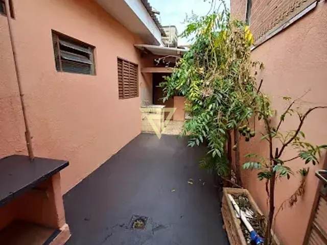 Casa com 200m² 3 quartos e 1 banheiro, à venda, no bairro Ipiranga em Ribeirão Preto