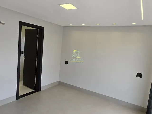 Casa com 218m² 4 quartos e 5 banheiros, à venda, no bairro Residencial dos Ipês Extensão em Goiânia