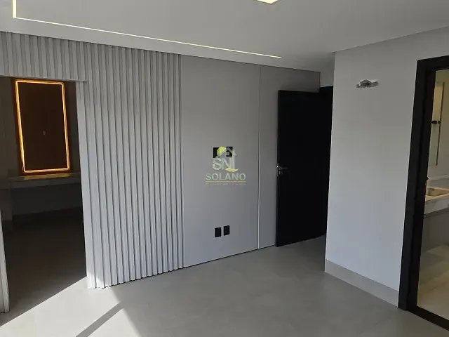 Casa com 218m² 4 quartos e 5 banheiros, à venda, no bairro Residencial dos Ipês Extensão em Goiânia
