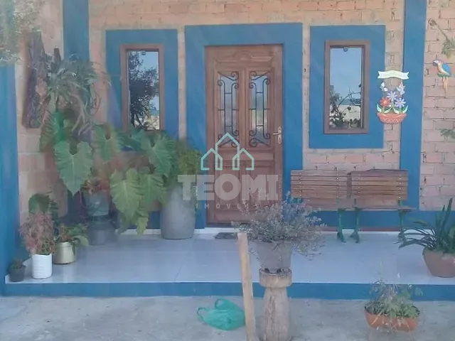 Casa com 578m² 3 quartos e 1 banheiro, à venda, no bairro Jardim Santa Catarina em Taubaté