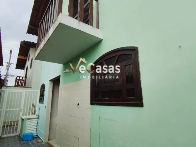 Casa com 78m² 3 quartos e 1 banheiro, para alugar, no bairro Extensão do Bosque em Rio das Ostras