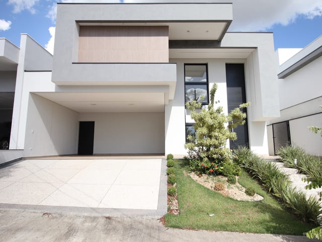 Casa com 371m² 3 quartos e 4 banheiros, à venda, no bairro Rosário em São João da Boa Vista