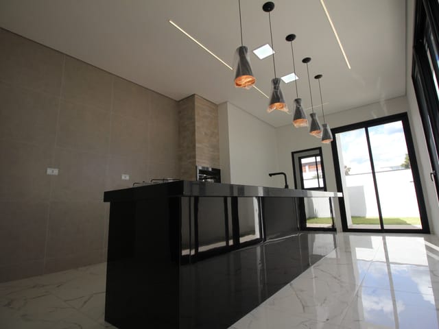 Casa com 371m² 3 quartos e 4 banheiros, à venda, no bairro Rosário em São João da Boa Vista