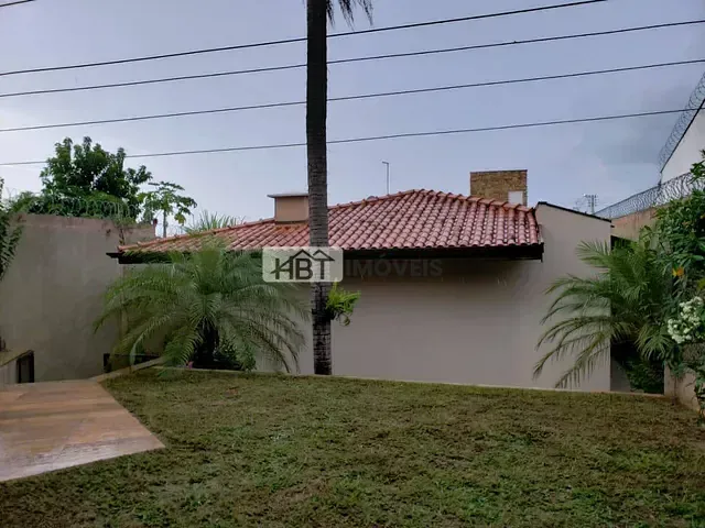 Casa 4 quartos e 3 banheiros, à venda, no bairro Vila Industrial em Bauru