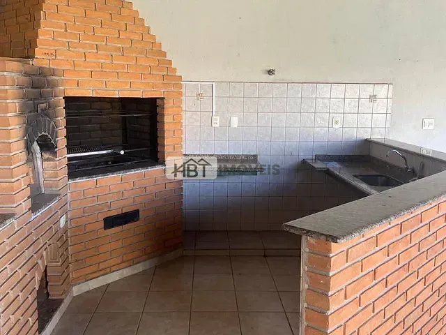 Casa 4 quartos e 3 banheiros, à venda, no bairro Vila Industrial em Bauru