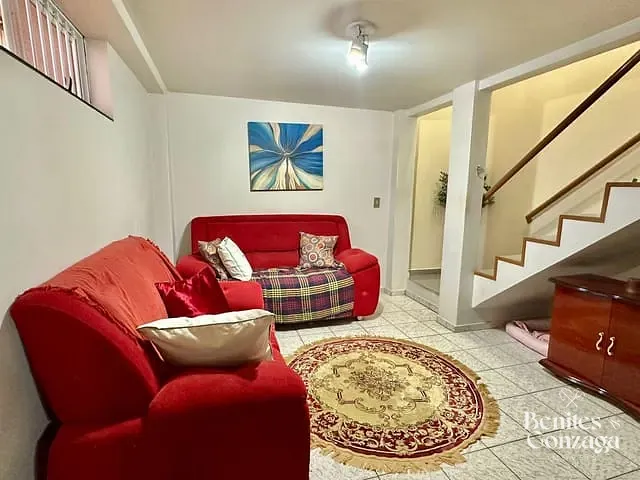 Casa 3 quartos e 3 banheiros, à venda, no bairro Zona 04 em Maringá