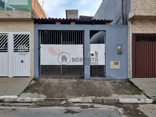 Casa com 140m² 2 quartos e 1 banheiro, à venda, no bairro Jardim Revista em Suzano