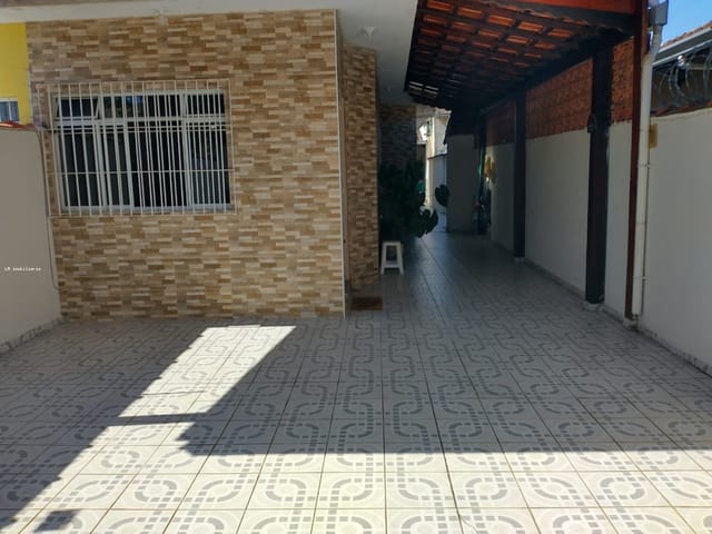 Casa 3 quartos e 2 banheiros, à venda, no bairro Indaiá em Bertioga