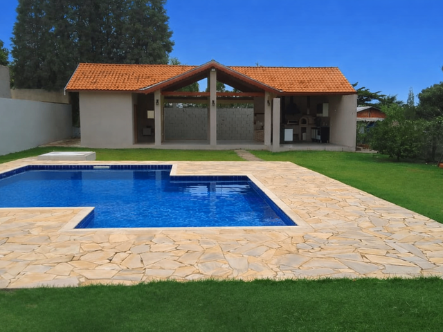 Casa com 900m² 2 quartos e 3 banheiros, à venda, no bairro Residencial Ecopark em Tatuí