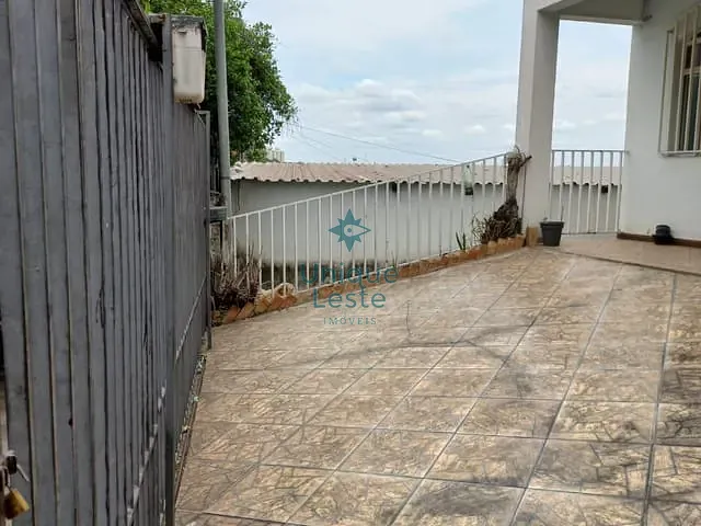 Casa 3 quartos e 2 banheiros, à venda, no bairro Cenáculo em Belo Horizonte