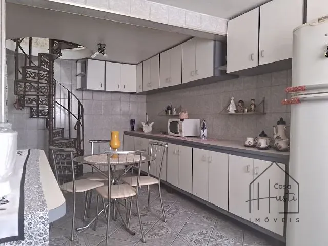 Casa com 333m² 3 quartos e 3 banheiros, à venda, no bairro Portal da Primavera em Cotia