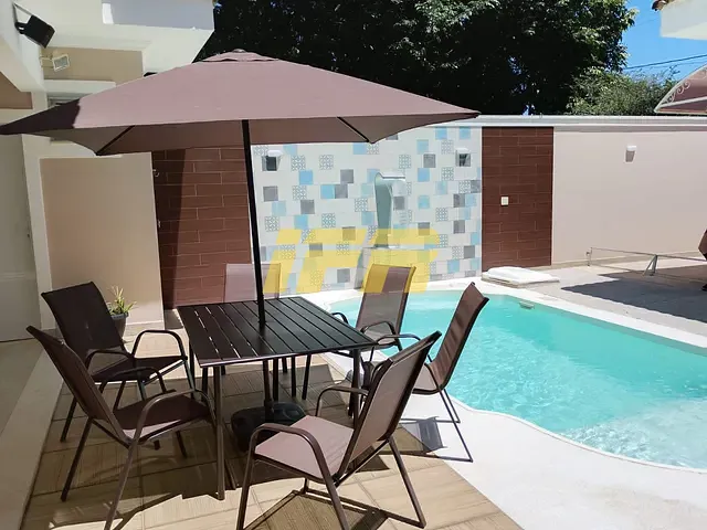 Casa com 350m² 4 quartos e 4 banheiros, à venda, no bairro Condomínio Jardim Oásis em Taubaté