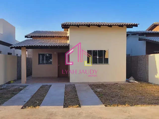 Casa com 250m² 3 quartos e 2 banheiros, à venda, no bairro Distrito Industrial em Cuiabá