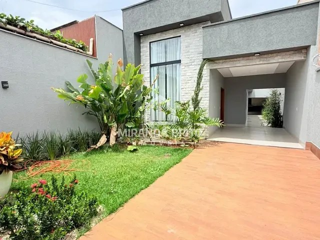 Casa 3 quartos e 2 banheiros, à venda, no bairro Vila Oliveira em Aparecida de Goiânia