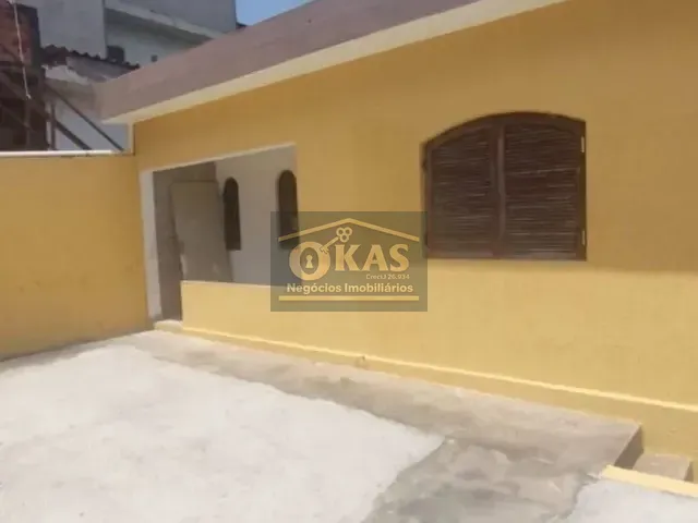 Casa com 298m² 2 quartos e 2 banheiros, à venda, no bairro Vila Helena em Suzano