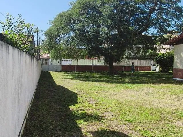 Casa 5 quartos e 3 banheiros, à venda, no bairro Parque Zabulão em Rio das Ostras