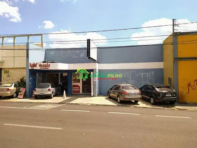 Casa com 230m², para alugar, no bairro Centro em Teresina