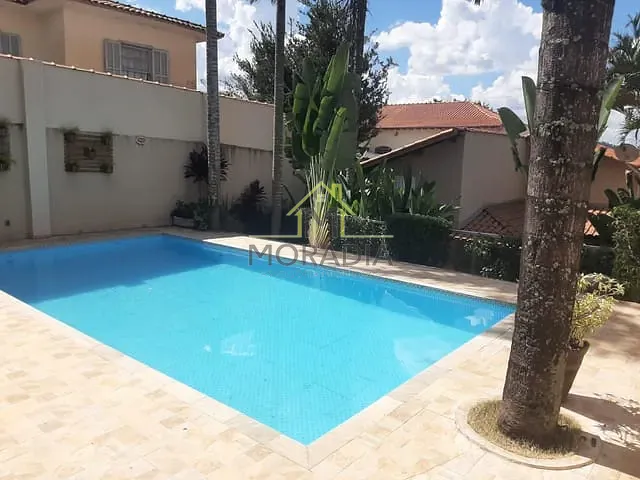 Casa com 508m² 3 quartos e 2 banheiros, à venda, no bairro Vila Rica em Guaxupé