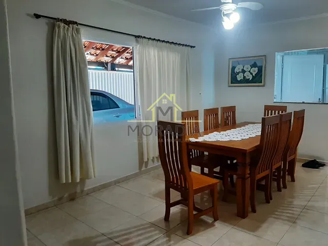 Casa com 508m² 3 quartos e 2 banheiros, à venda, no bairro Vila Rica em Guaxupé