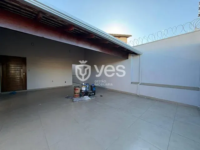 Casa 3 quartos e 3 banheiros, à venda, no bairro Jardim Europa IV em Araxá