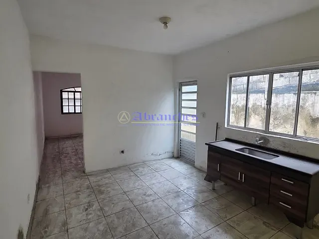 Casa com 129m² 2 quartos e 1 banheiro, à venda, no bairro Jardim das Oliveiras em São Paulo