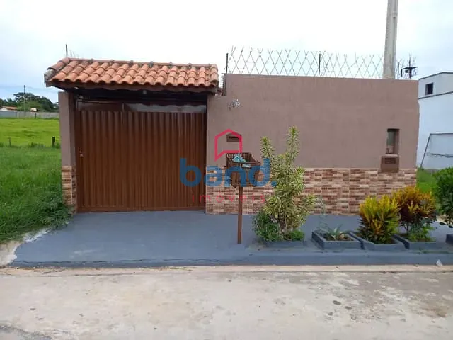 Casa com 151m² 2 quartos e 3 banheiros, à venda, no bairro Residencial Madalena em Porto Feliz