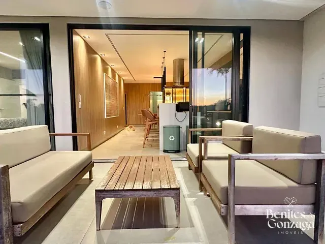 Casa com 581m² 3 quartos e 4 banheiros, à venda, no bairro Jardins de Monet Residence em Maringá