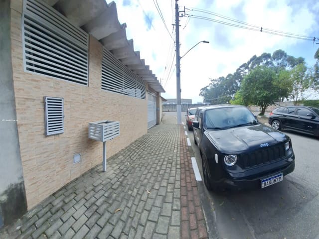 Casa 3 quartos e 2 banheiros, à venda, no bairro Vila Bandeirantes em Poá