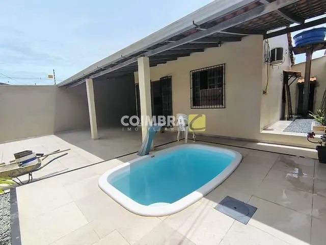 Casa com 317m² 4 quartos e 1 banheiro, para alugar, no bairro Interventoria em Santarém