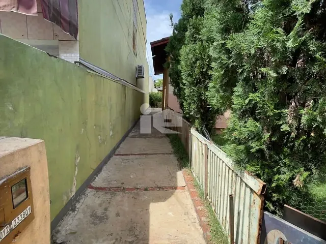 Casa com 460m² 3 quartos e 1 banheiro, à venda, no bairro Vila Oliveira em Rolândia