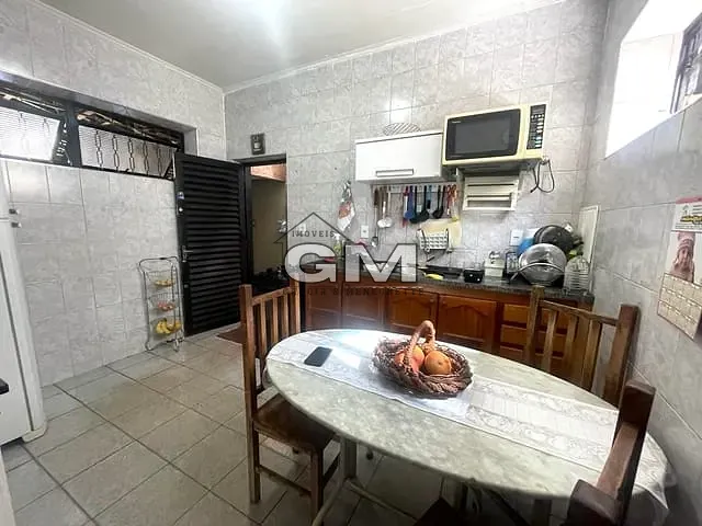 Casa com 250m² 3 quartos e 1 banheiro, à venda, no bairro Planalto Verde em Ribeirão Preto