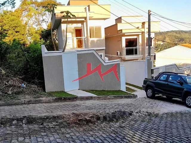 Casa com 340m² 2 quartos e 3 banheiros, à venda, no bairro Maria Paula em São Gonçalo