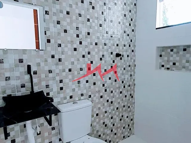 Casa com 340m² 2 quartos e 3 banheiros, à venda, no bairro Maria Paula em São Gonçalo