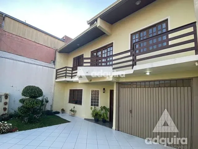Sobrado com 193m² 3 quartos e 3 banheiros, à venda, no bairro Centro em Ponta Grossa