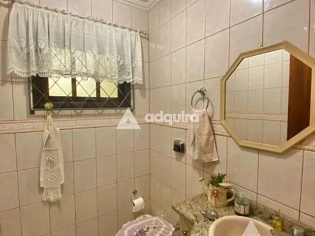 Sobrado com 193m² 3 quartos e 3 banheiros, à venda, no bairro Centro em Ponta Grossa