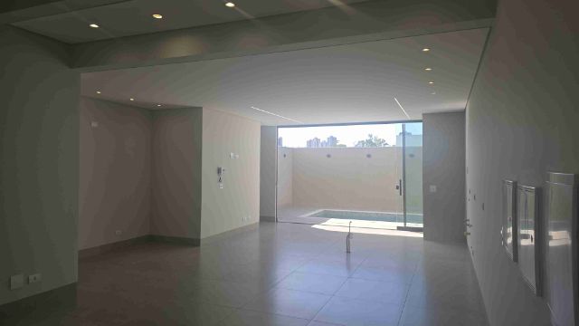 Casa com 180m² 3 quartos e 4 banheiros, à venda, no bairro Jardim Cidade Monções em Maringá