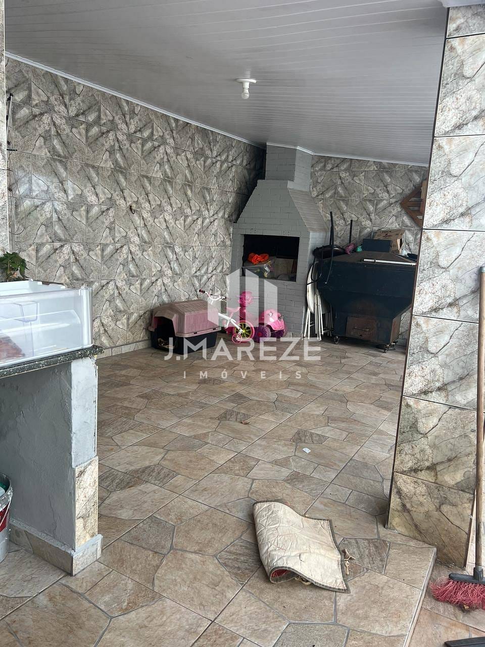Casa à venda com 3 quartos, 90m² - Foto 22