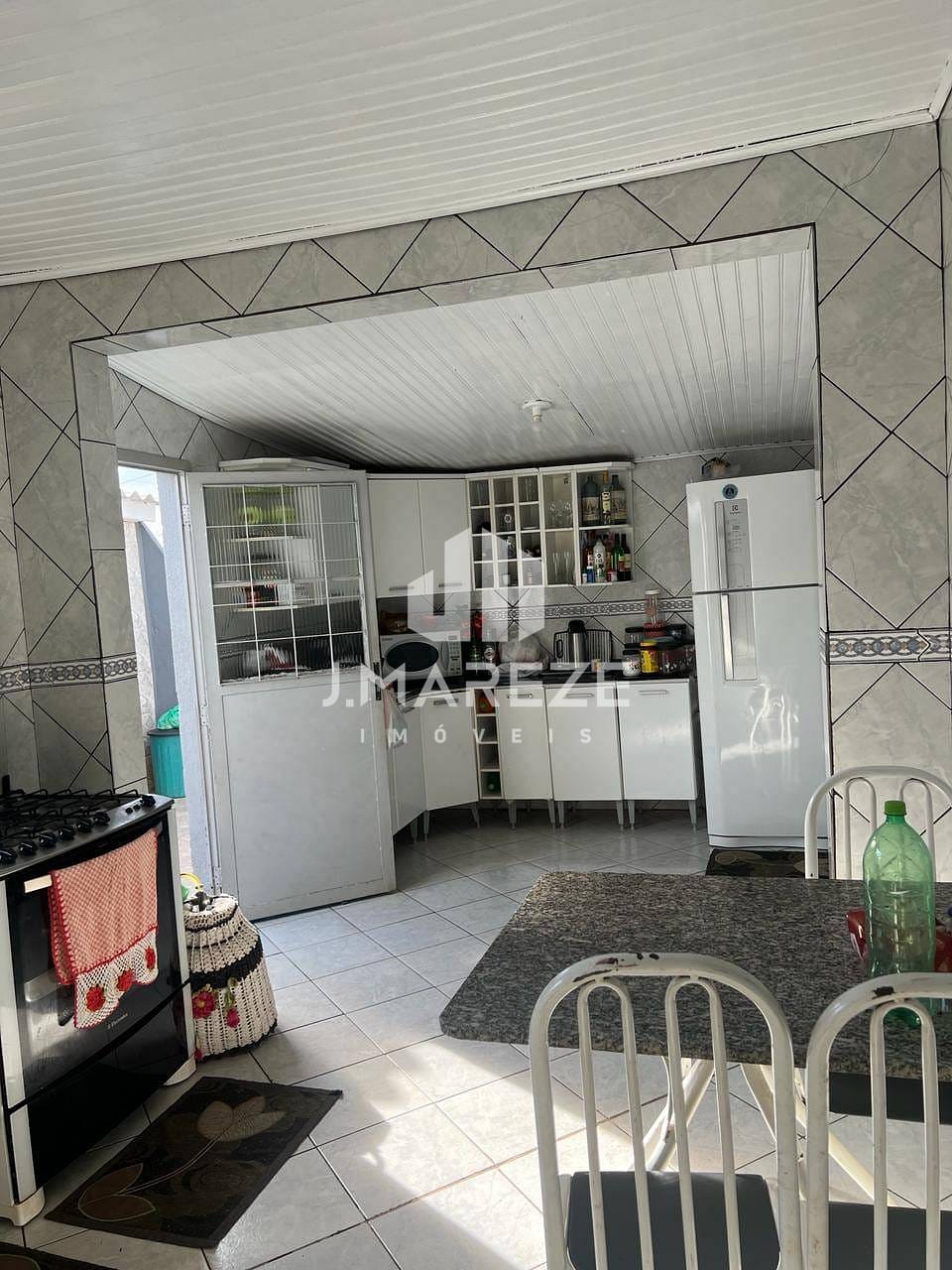 Casa à venda com 3 quartos, 90m² - Foto 15