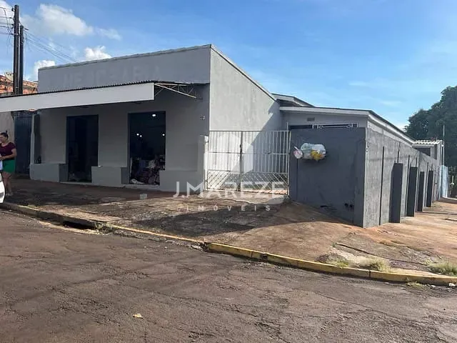 Casa 3 quartos e 2 banheiros, à venda, no bairro Jardim Ponta Grossa em Apucarana