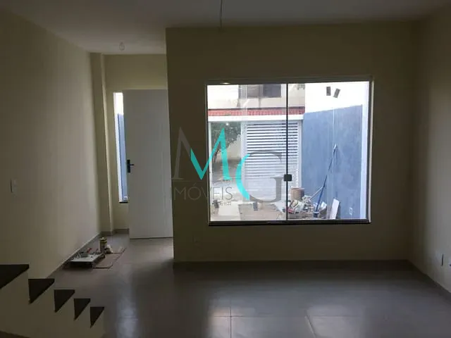 Casa 2 quartos e 1 banheiro, à venda, no bairro Campo Grande em Rio de Janeiro