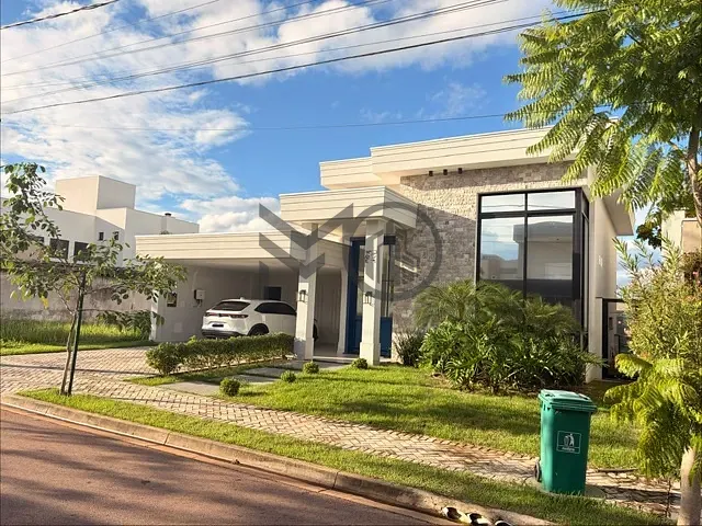 Casa com 456m² 4 quartos e 5 banheiros, à venda, no bairro Morada dos Nobres em Cuiabá
