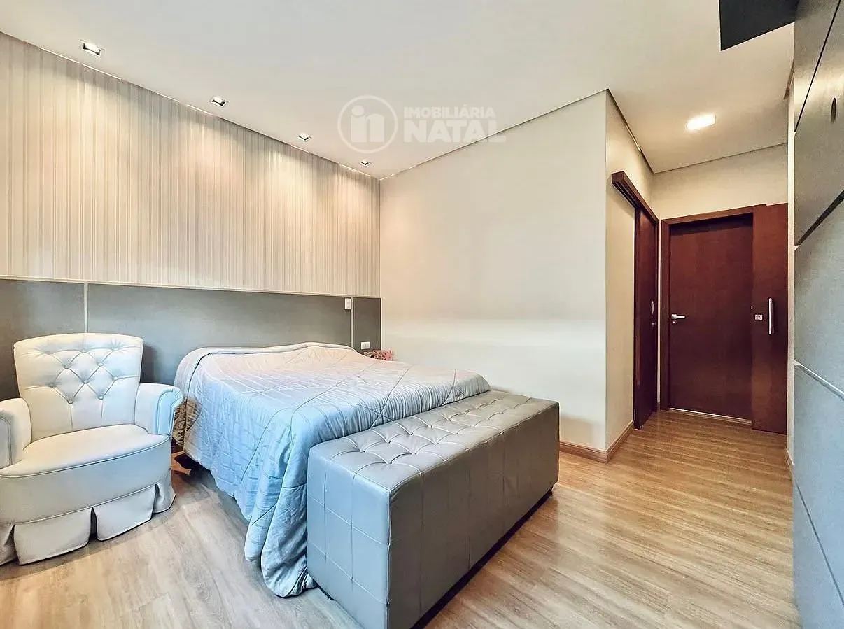 Casa, 3 quartos, 250 m² - Foto 14