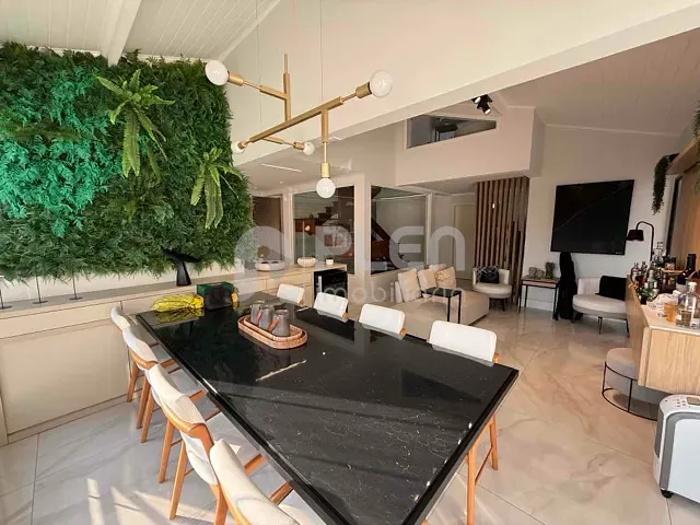 Casa com 700m² 4 quartos e 6 banheiros, à venda, no bairro Vila Santos em São Paulo