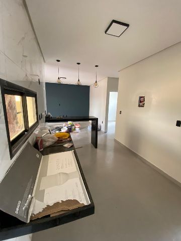 Casa com 160m² 2 quartos e 2 banheiros, para alugar, no bairro Canafístula em Arapiraca