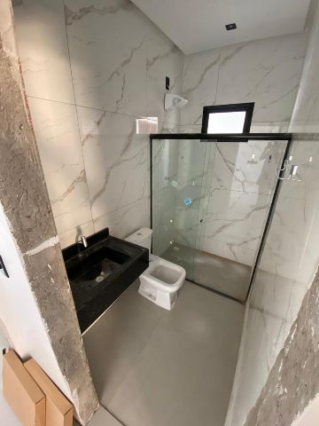 Casa com 160m² 2 quartos e 2 banheiros, para alugar, no bairro Canafístula em Arapiraca