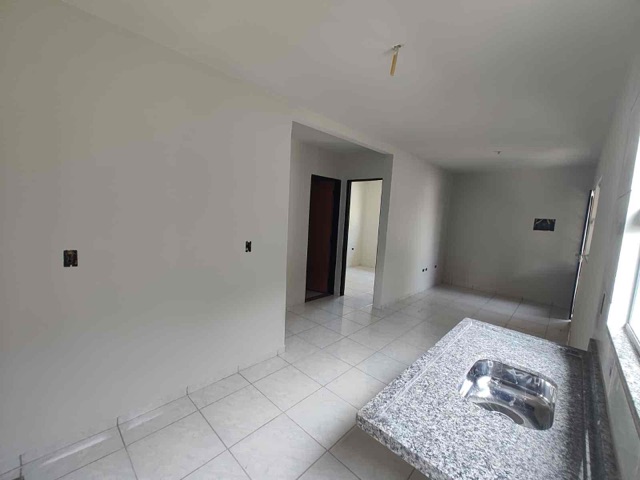 Casa 2 quartos e 1 banheiro, à venda, no bairro Vila Nasser em Campo Grande