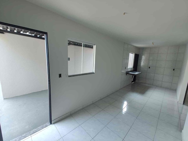 Casa 2 quartos e 1 banheiro, à venda, no bairro Vila Nasser em Campo Grande