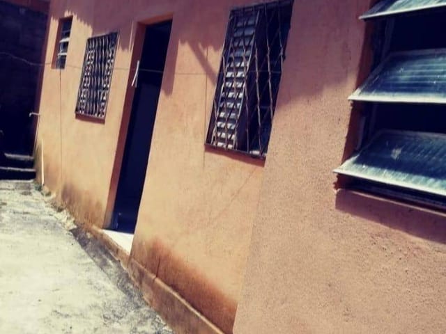 Casa 5 quartos e 3 banheiros, à venda, no bairro Jardim Felicidade em Belo Horizonte