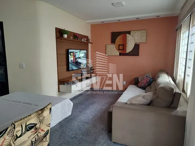 Casa com 243m² 3 quartos e 4 banheiros, à venda, no bairro Jardim Terra Branca em Bauru