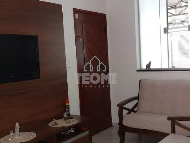 Casa com 250m² 4 quartos e 3 banheiros, à venda, no bairro Jardim Santa Clara em Taubaté